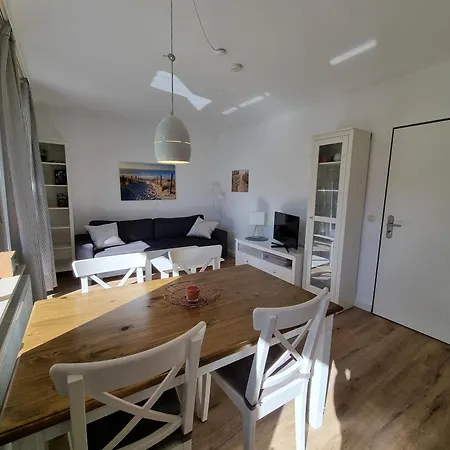 Apartment Halligweg 19 - Heuler Whg5 *