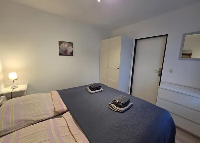 Halligweg 19 - Heuler Whg5 *